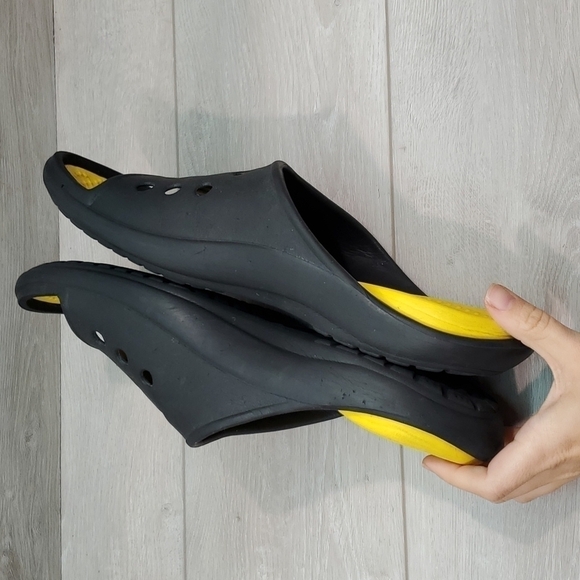 Crocs Mens Outdoor Rubber Sandals Flip flip shoes sz 13 - Picture 6 of 11